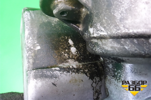 Крышка двигателя передняя (1.4л CAX) (03C109211) для Volkswagen Touran с 2003-2010г (Тоуран)