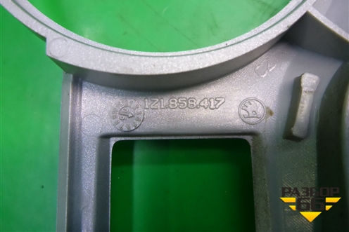 Накладка на торпедо (левая) (1Z1858417) для Skoda Octavia (А5) с 2004-2013г (Октавия)