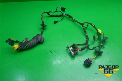 Проводка двери передней правой для Skoda Octavia (А5) с 2004-2013г (Октавия)