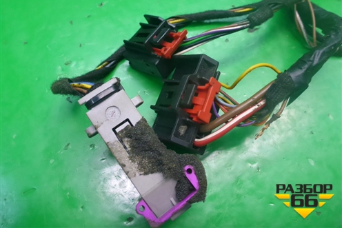 Проводка двери передней правой для Skoda Octavia (А5) с 2004-2013г (Октавия)