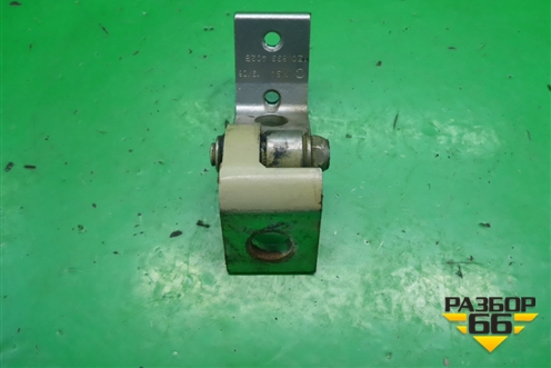 Петля двери задней правой верхняя (1Z0833402B) для Skoda Octavia (А5) с 2004-2013г (Октавия)