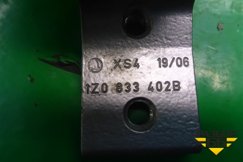 Петля двери задней правой верхняя (1Z0833402B) для Skoda Octavia (А5) с 2004-2013г (Октавия)