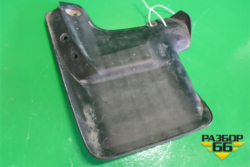 Брызговик задний правый (766250K340) для Toyota Fortuner с 2016г (Фортунер)