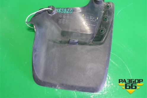 Брызговик задний правый (766250K340) для Toyota Fortuner с 2016г (Фортунер)