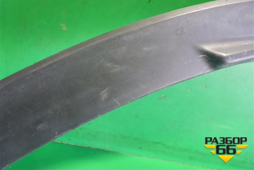 Накладка заднего крыла правого (7560548020) для Lexus RX 350 c 2015г (РХ)