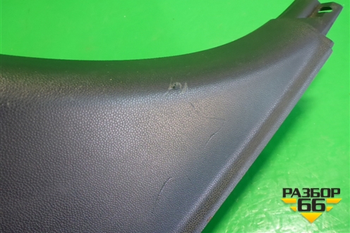 Обшивка стойки центральная нижняя левая (BP4K68231) для Mazda Mazda 3 (BK) с 2003-2009г 