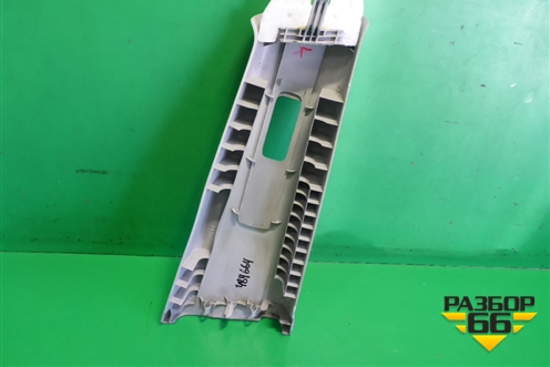 Обшивка стойки центральная верхняя левая (BP4K68211) для Mazda Mazda 3 (BK) с 2003-2009г 