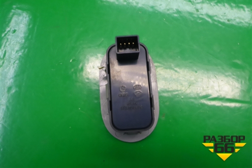 Кнопка (открывания кузовного стекла) (935904D600QW) для Kia Carnival с 2005-2014г (Карнивал 2)