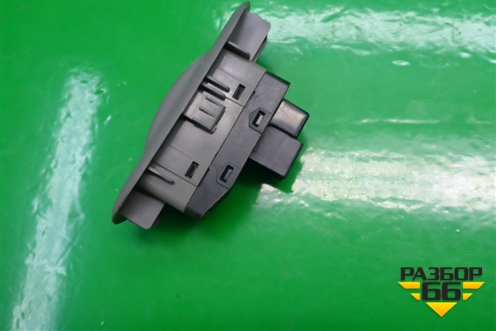 Кнопка стеклоподъёмника (задняя) (935804D200KS) для Kia Carnival с 2005-2014г (Карнивал 2)