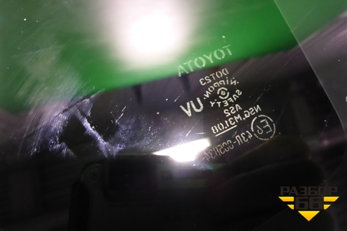 Стекло глухое правое (6271042310) для Toyota Rav-4 с 2012-2019г (Рав 4)