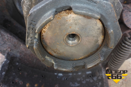 Кулак поворотный передний левый  (барабанные тормоза) для Scania 4 Series с 1995-2005г