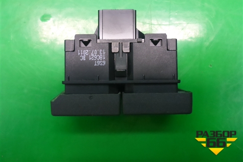 Кнопка обогрева заднего стекла (6S6T18C621BC) для Ford Fusion с 2002г (Фьюжн)