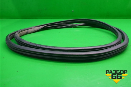 Уплотнитель двери (передней правой на кузов) для Mazda Mazda 3 (BM) с 2013-2019г