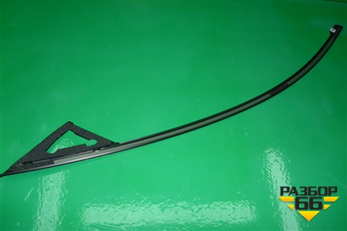 Накладка двери передней левой (на рамку новая) (BHS250985C) для Mazda Mazda 3 (BM) с 2013-2019г