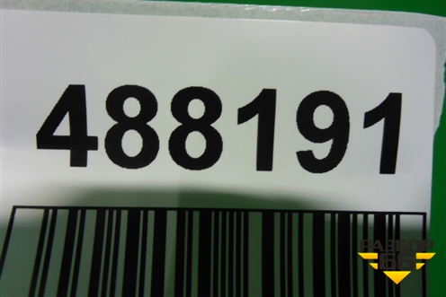 Обшивка двери передней правой под электрику (MR576081) для Mitsubishi Grandis с 2004г (Грандис)