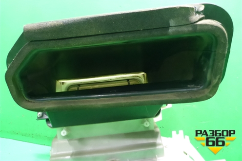 Корпус отопителя (под моторчик) для Mitsubishi Grandis с 2004г (Грандис)