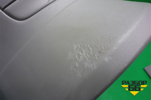 Консоль (передняя часть) (MN157311) для Mitsubishi Grandis с 2004г (Грандис)