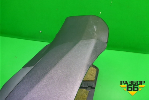 Консоль (под автомат) (MR532835) для Mitsubishi Lancer-9  с 2003-2008г (Лансер)