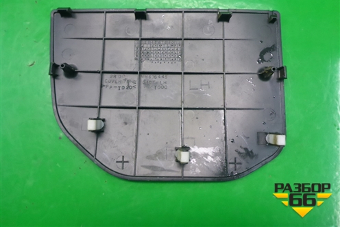 Накладка на торпедо (боковая левая) (MR506445) для Mitsubishi Lancer-9  с 2003-2008г (Лансер)