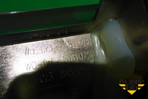 Накладка двери багажника (848102880R) для Nissan Terrano с 2014г (Терано)