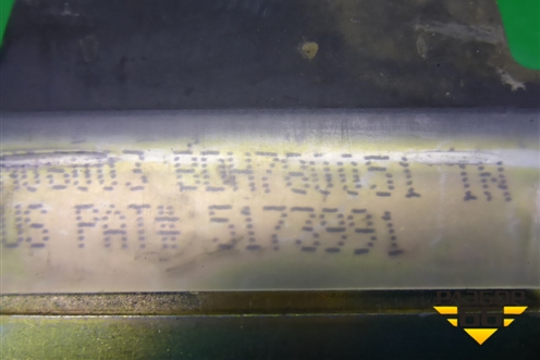 Ограничитель двери задней левой (BDH780051) для Land Rover Discovery 3 с 2004-2009г (Дискавери)