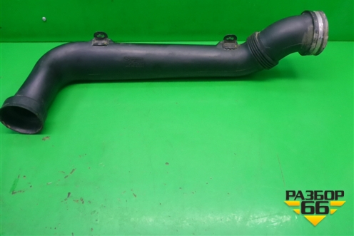 Патрубок воздушного фильтра (PHD000603) для Land Rover Discovery 3 с 2004-2009г (Дискавери)