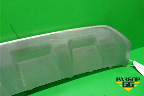 Накладка переднего бампера (4M0807733D) для Audi Q7 c 2015г (Ку 7)