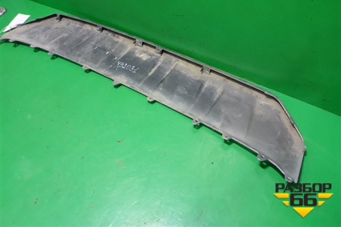 Накладка переднего бампера (4M0807733D) для Audi Q7 c 2015г (Ку 7)