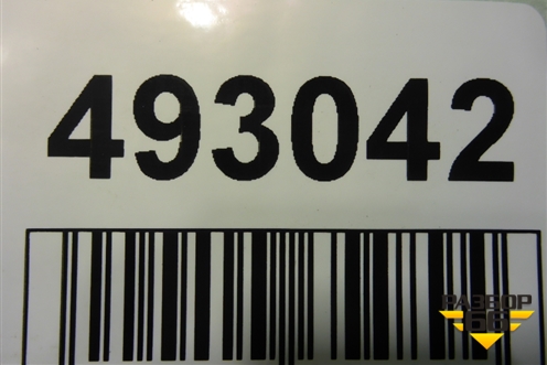 Пыльник переднего бампера центральный (J8A217F775AA) для Land Rover Range Rover Velar с 2017г (Велар)