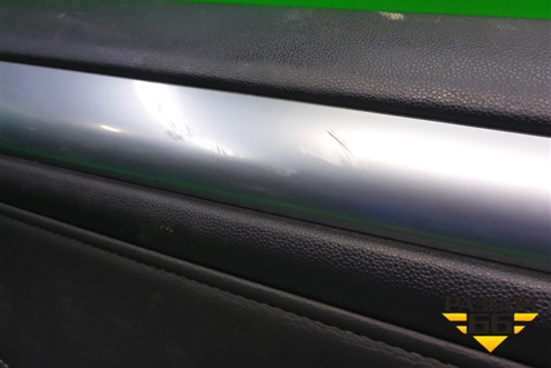 Обшивка двери передней правой под электрику (3х дверный хэтчбек) для Opel Astra H с 2004-2015г (Астра Аш)