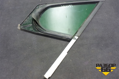 Стекло двери передней правой форточка для Peugeot 408 с 2012г