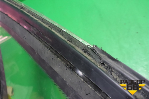 Стекло глухое правое (83300EW000) для Nissan Almera G15 с 2012г (Альмера Г15)