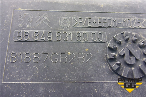 Защита антигравийная правая (задняя) (9684963180) для Peugeot 408 с 2012г