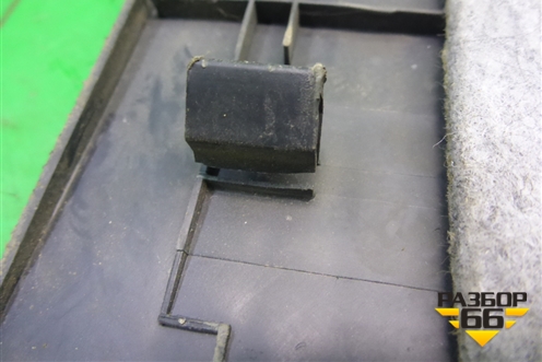 Обшивка багажника на заднюю панель (872523E000) для Kia Sorento I с 2002-2011г (Соренто 1)