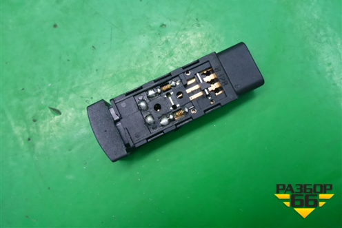 Кнопка обогрева сидений (правая после 2006г) (202002962) для Kia Sorento I с 2002-2011г (Соренто 1)