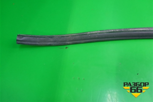 Уплотнитель капота для Kia Sorento I с 2002-2011г (Соренто 1)