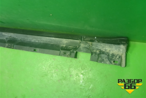 Накладка на порог наружная левая (A2576907301) для Mercedes Benz CLS C257 с 2018г (ЦЛС)