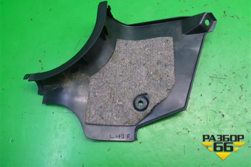 Накладка порога внутренняя переднего правого (передняя часть) (MR444192) для Mitsubishi Lancer-9  с 2003-2008г (Лансер)