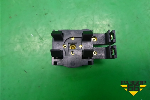 Кнопка (звукового сигнала правая) для Chevrolet Aveo (T250) с 2005-2011 (Авео Т250)