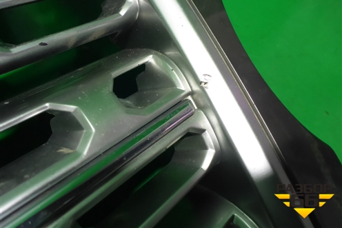 Решетка радиатора (до 2018г) (CK52BA163CA) для Land Rover Range Rover 4 с 2013-2022г (Вог)