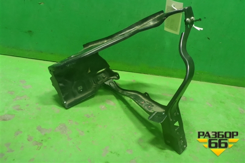 Кронштейн фары левой (218626005) для Mercedes Benz CLS W218 c 2010г (ЦЛС)