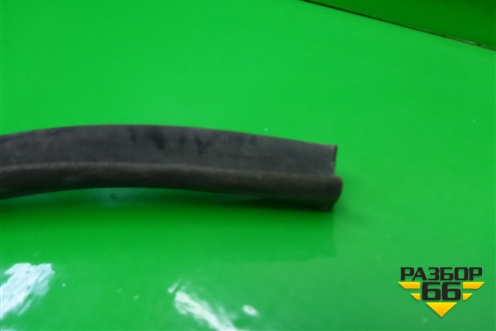 Уплотнитель на кузов левый для Renault Logan с 2004-2015г (Логан)