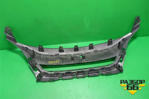 Кронштейн решетки радиатора (под камеру) (9815317777) для Peugeot 3008 с 2016г