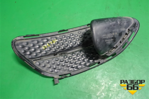 Решетка в передний бампер правая (A2128852022) для Mercedes Benz E-Klass W212 с 2009-2016г (Е)