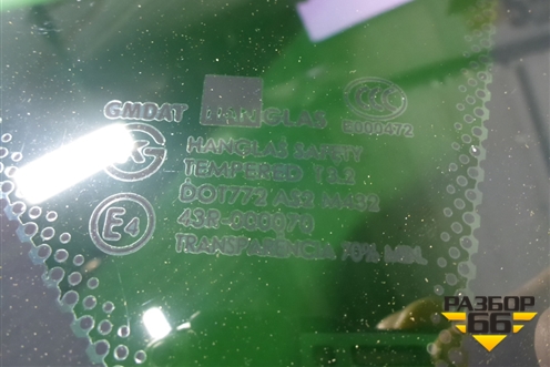 Стекло глухое правое (5-ти дверный кузов) для Chevrolet Aveo (T200) с 2003-2008 (Авео Т200)