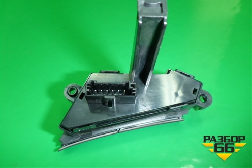 Кнопка (на рулевое колесо) для Kia Cerato с 2013г (Серато 3)