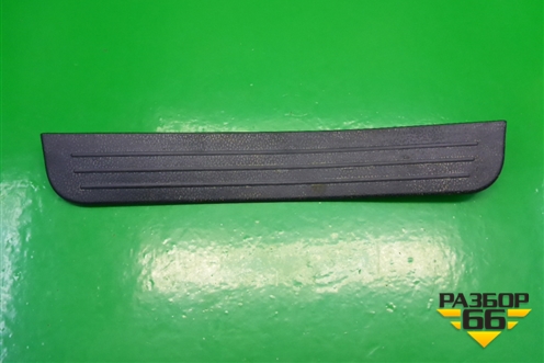 Накладка порога внутренняя переднего правого (в проём) (858821C000) для Hyundai Getz с 2002г (Гетц)