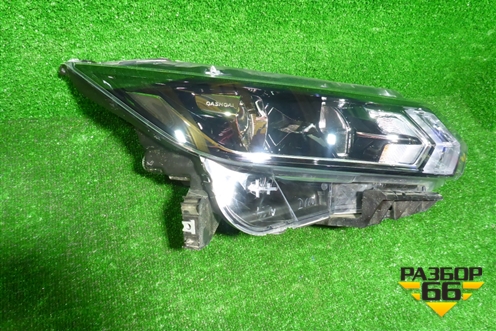 Фара правая (после 2019г галоген) (26010HV00B) для Nissan Qashqai (J11E) с 2013г (Кашкай)