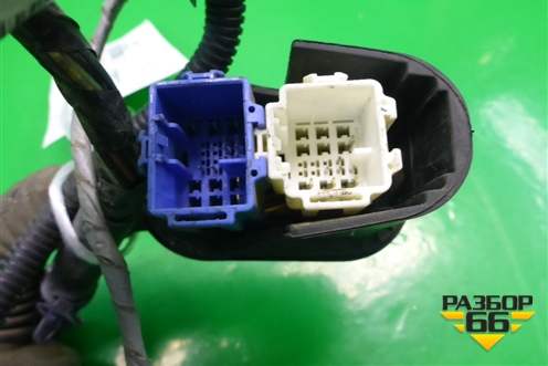 Проводка двери передней правой для Honda Civic 4D с 2005-2011г (Цивик)