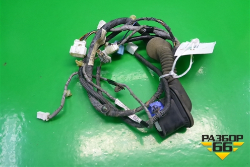 Проводка двери передней правой для Honda Civic 4D с 2005-2011г (Цивик)